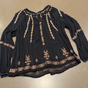 Lucky Brand Black Embroidered Boho Blouse Sz: M
